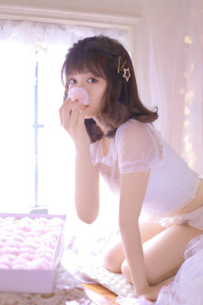 《年轻的女教师》3在线播放